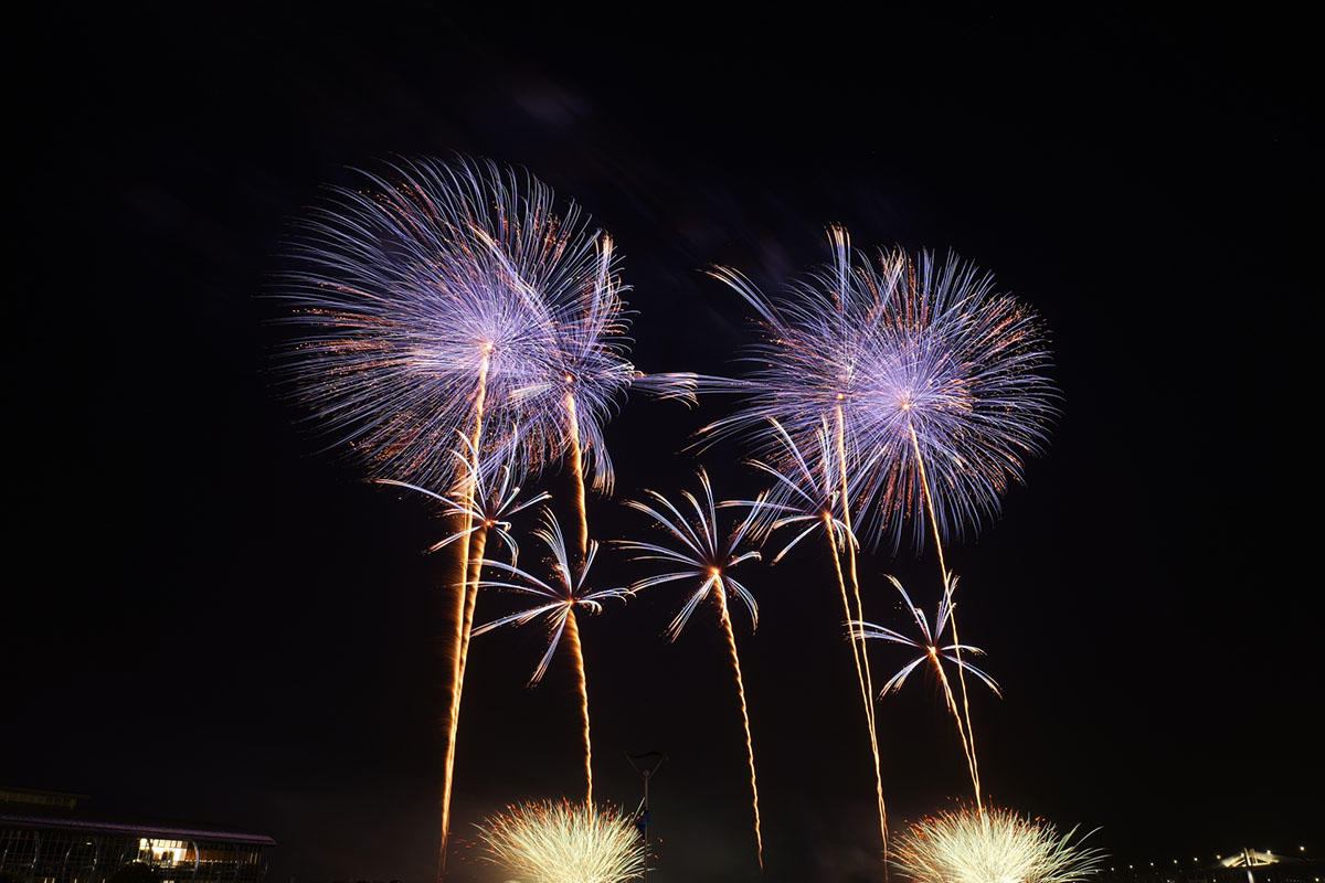 2024】第69回いわき花火大会が本日開催！「爛漫 夜空に高く舞い上がれ」をテーマに花火打ち上げ | 夜景FANマガジン