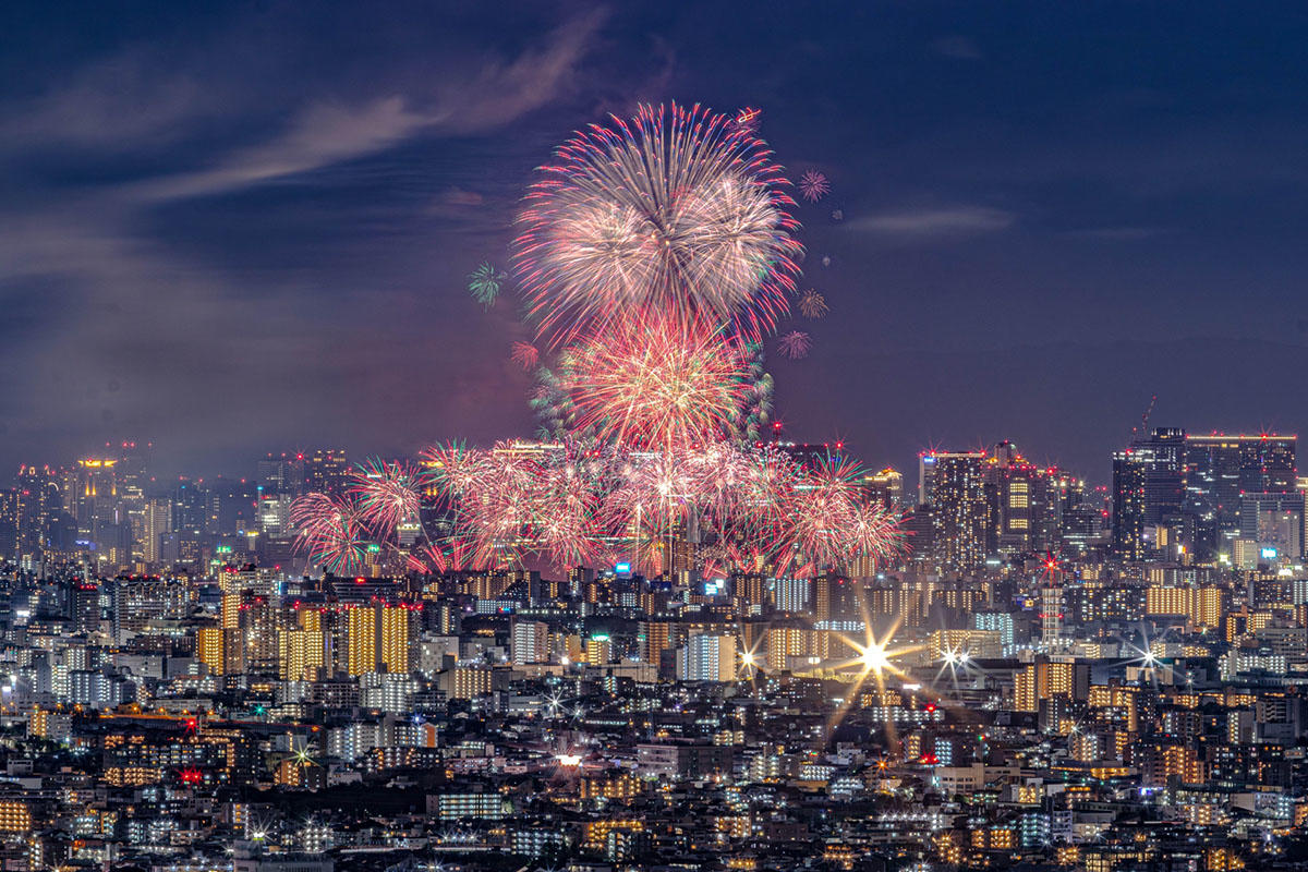 2024】第36回なにわ淀川花火大会が本日開催！大阪を賑わす夏の風物詩 | 夜景FANマガジン