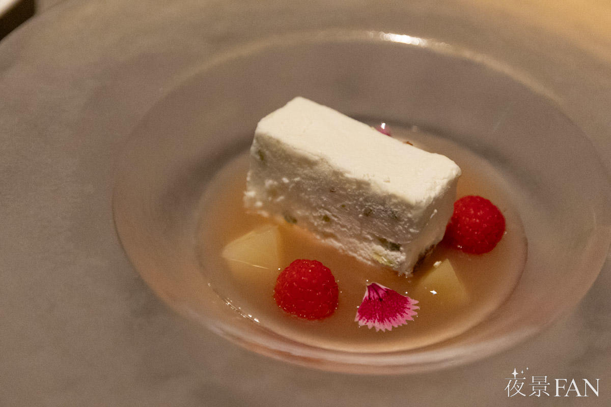 pic_royalparkiconic-natsu-dinner202619.jpg