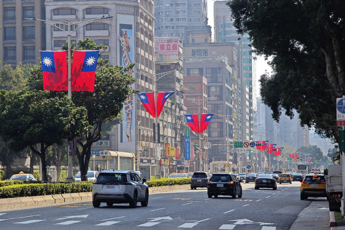 pic_taiwan-national-day-nightscape-travel04.jpg