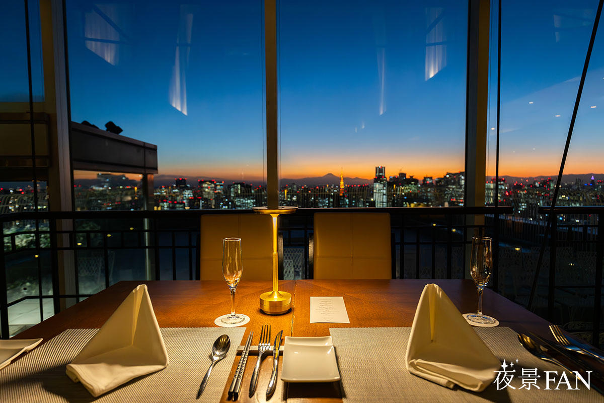 pic_restaurantluke-skyterrace15.jpg