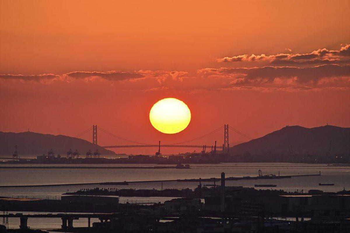 pic_skybldg-akashi-sunset20241002.jpg